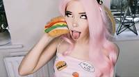 4. Fantastic Machine - pc Belle Delphine.jpg