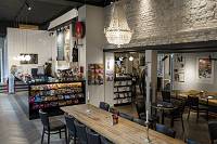 Baren m cafe.jpg